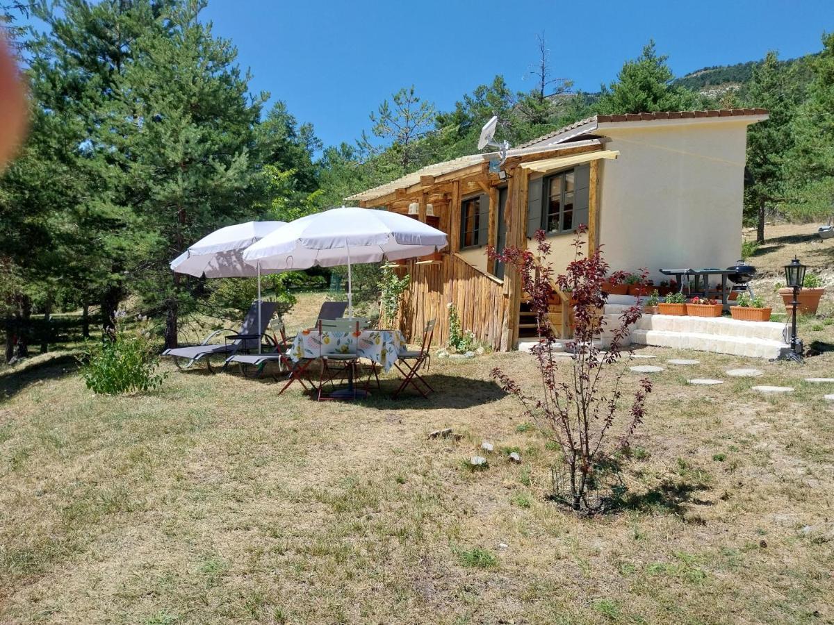 Petit Studio Dans La Prairie Saint-Auban  Bagian luar foto